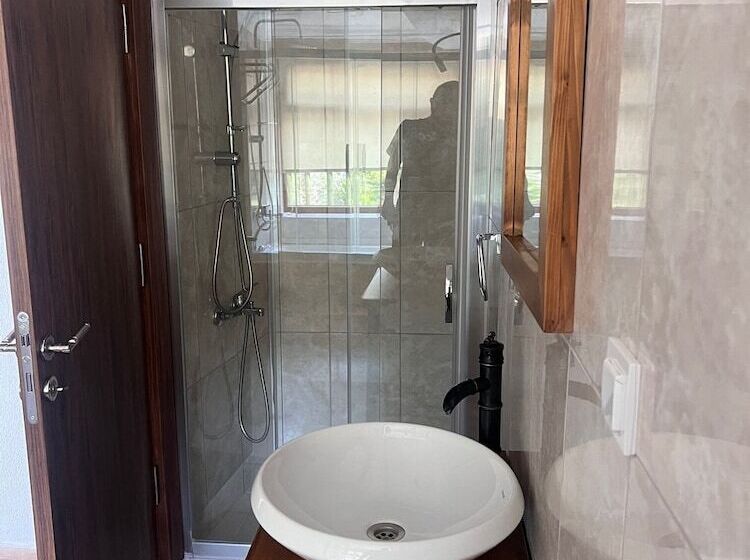 Отель Teras Orhaniye