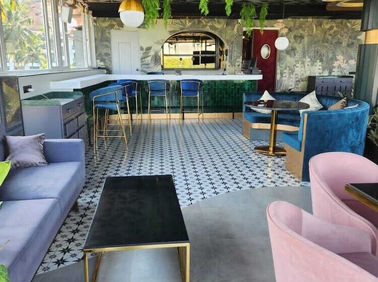 The Eden Inn  A Lake View Hotel, By The Saga Stays, Baga, Arpora