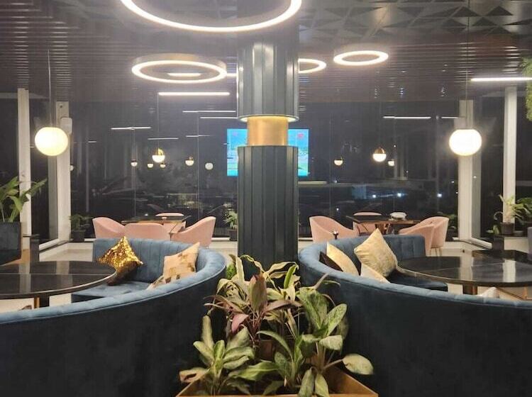 The Eden Inn  A Lake View Hotel, By The Saga Stays, Baga, Arpora