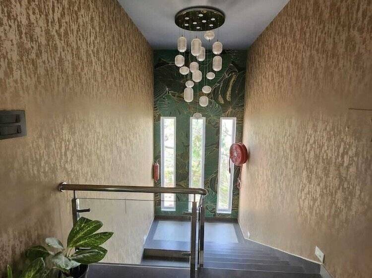 The Eden Inn  A Lake View Hotel, By The Saga Stays, Baga, Arpora