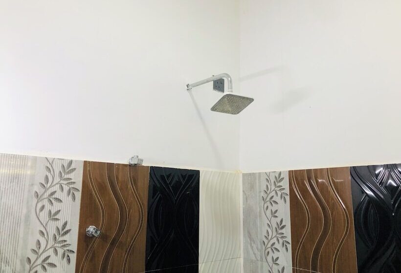 ホテル Thuru Sevana Villa