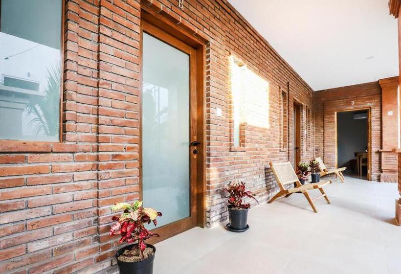بنسيون Red Studio D   Euro Standard In Canggu Best Area