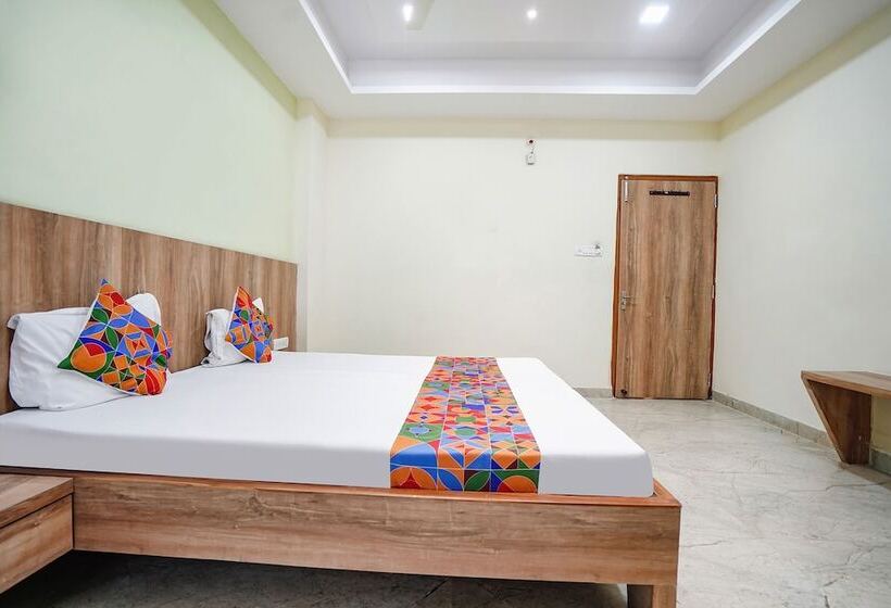 Fabhotel Park Mahindra