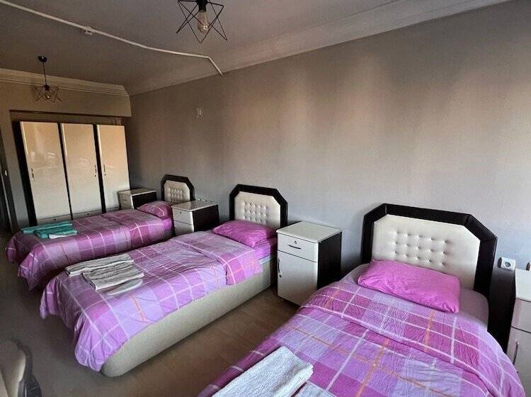 בית מלון כפרי Nigrum