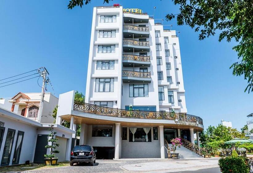 The Palms Hotel By Hmg