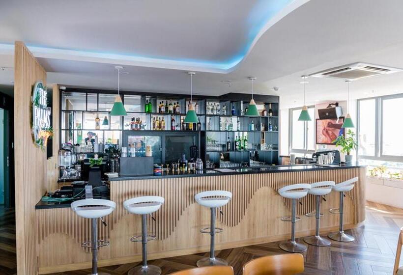 The Palms Hotel By Hmg