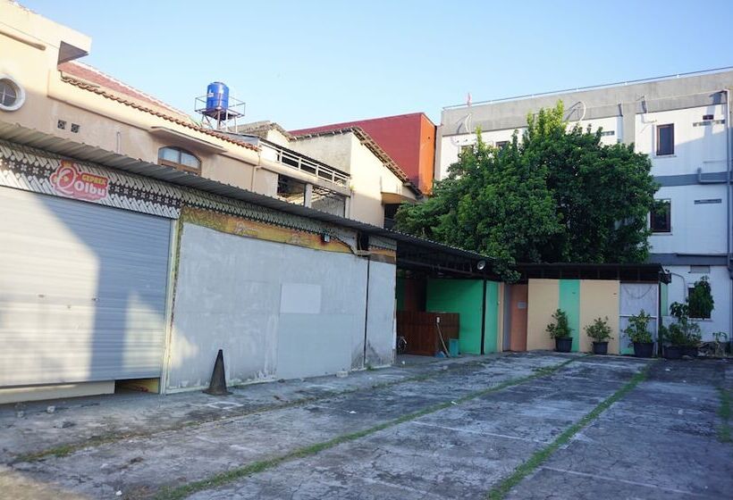 בית מלון כפרי Wijaya Family