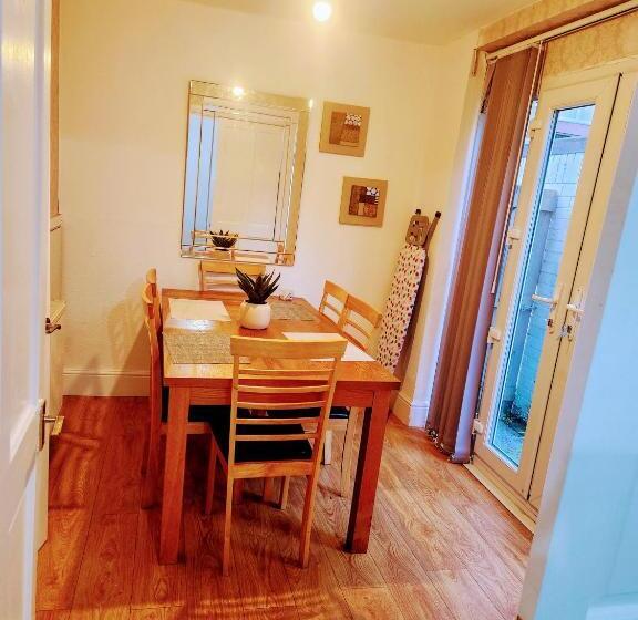 膳宿费 Clarkson S Db B