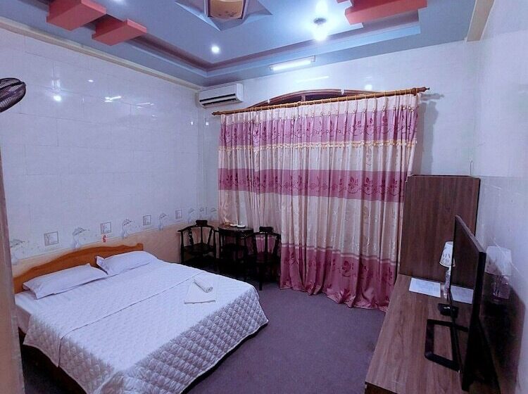 Phạm Gia Hotel Hg By Bay Luxury