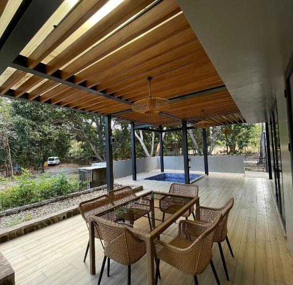 منتجع Villas At Caza Del Mar