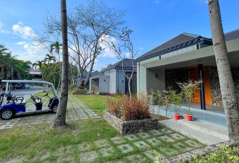 منتجع Villas At Caza Del Mar