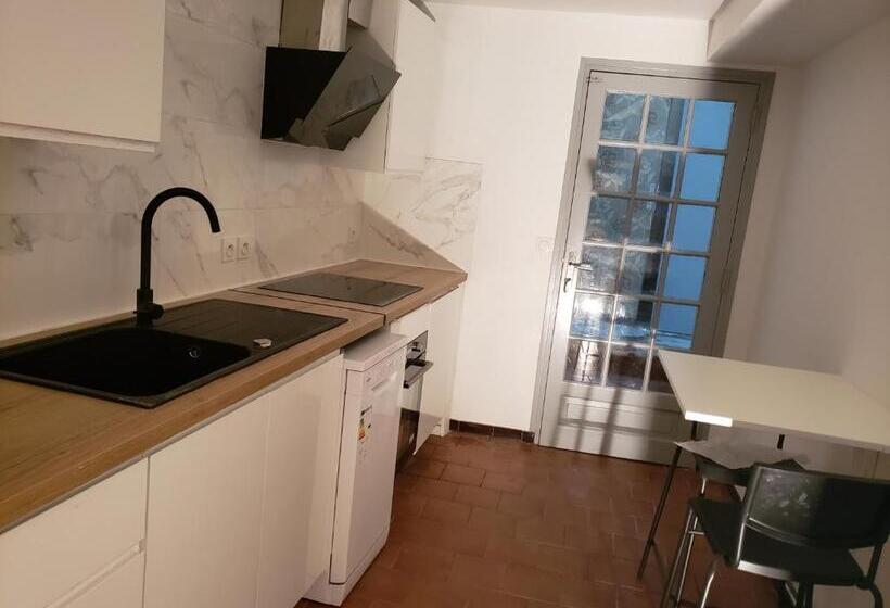 Пансион Chambres Individuelles Pour Courtes Et Moyennes Durées