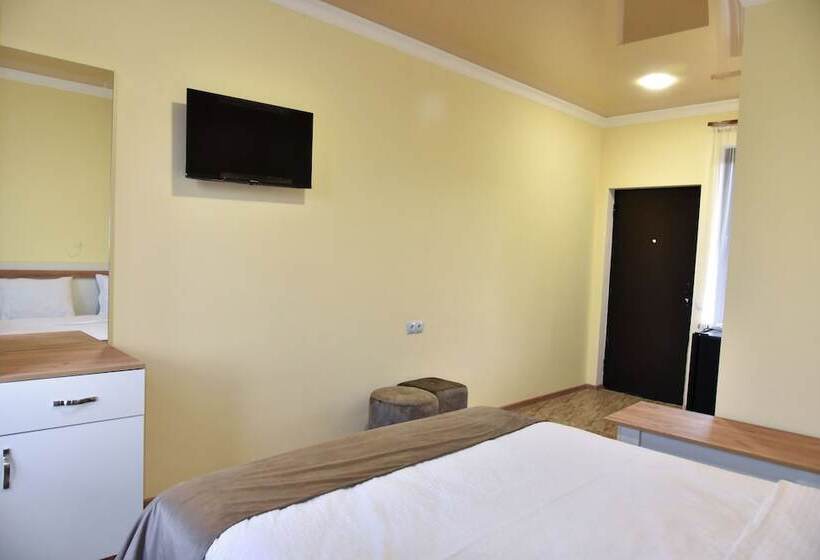 بنسيون Gyulagarak Guest House