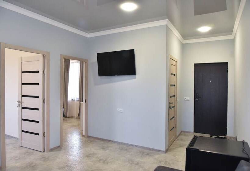 بنسيون Gyulagarak Guest House