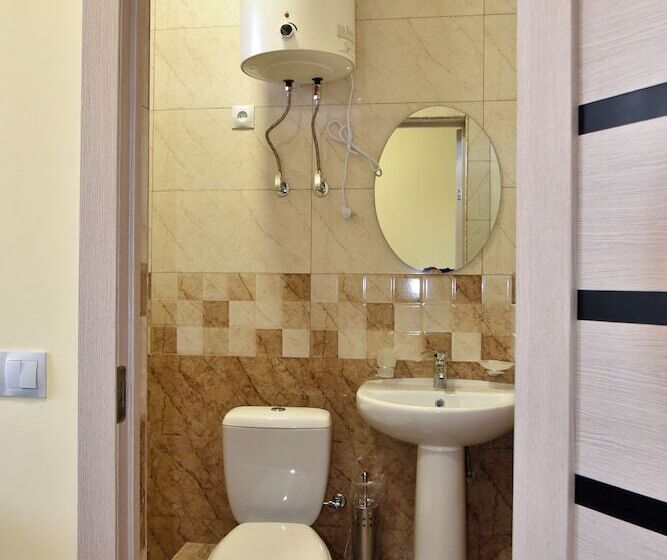 بنسيون Gyulagarak Guest House