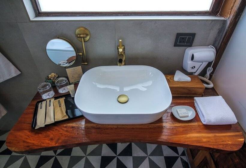 אתר נופש Toyam By Orchid Hotels