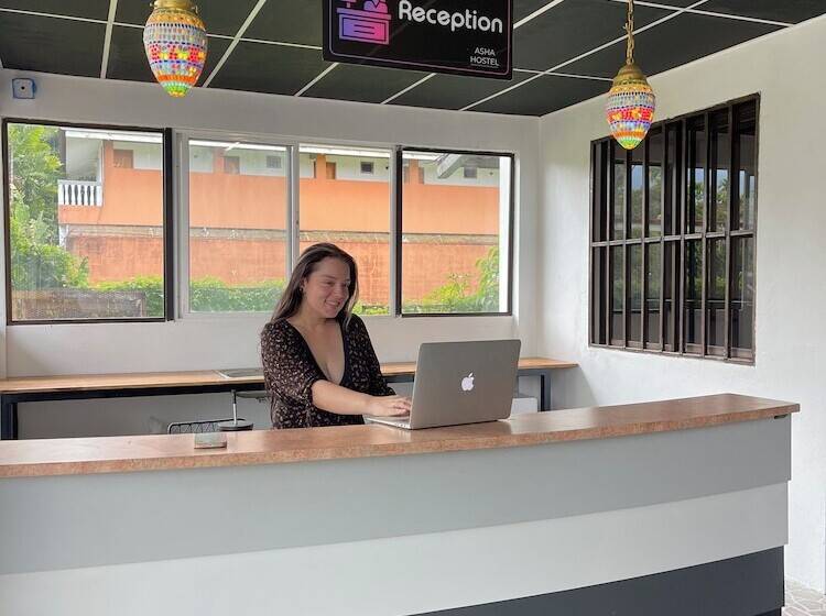 Asha Hostel