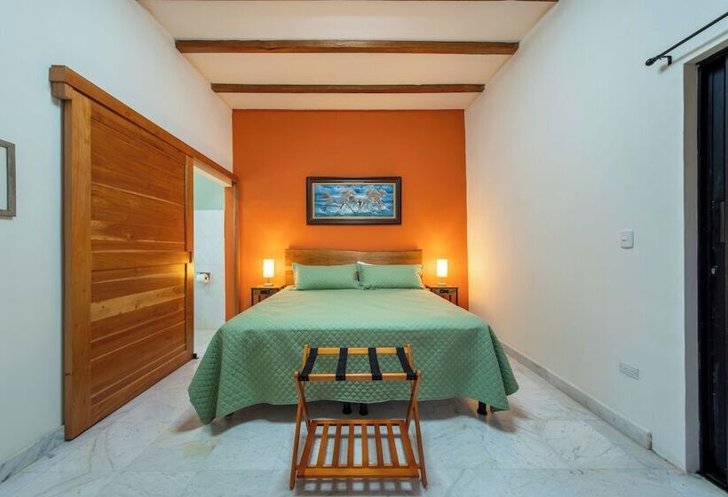 צימר Zenquility Inn & Tavern