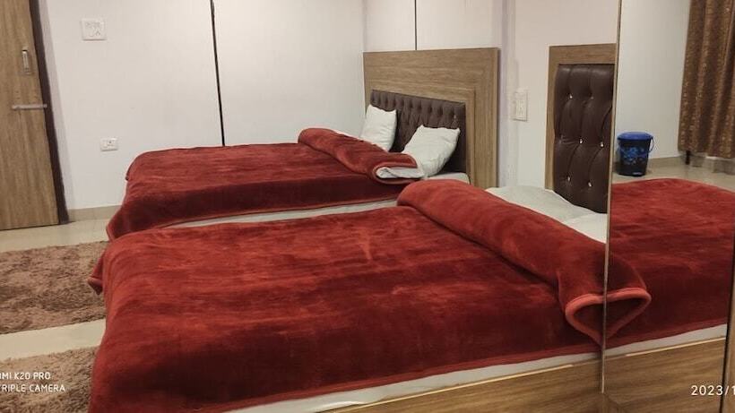 Sunrise Resort Dhanolti