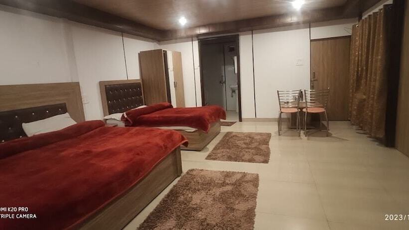 Sunrise Resort Dhanolti