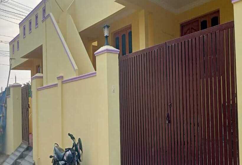 Отель Arumugam Residency Ac