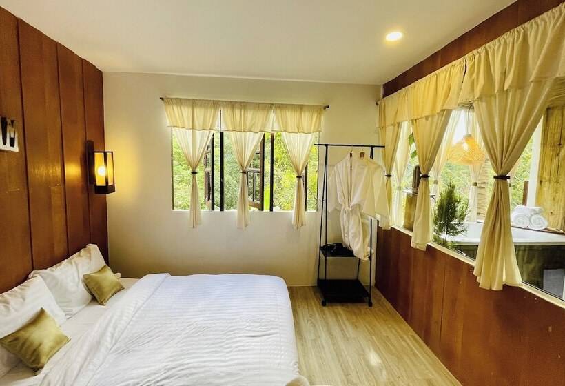 酒店 Monruamsuk Homestay Cafe And Bistro