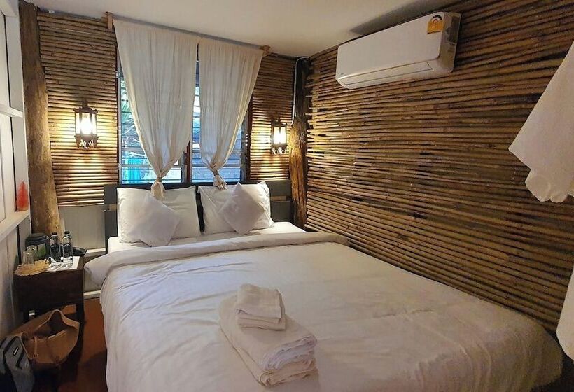 酒店 Monruamsuk Homestay Cafe And Bistro