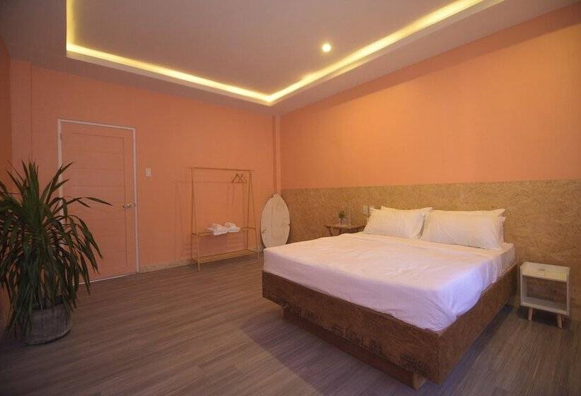 Mosaic Liwliwa Hotel Near Beach