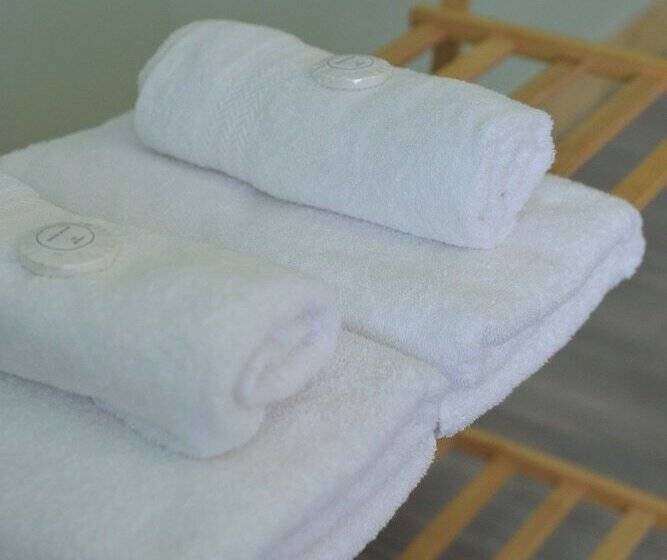 Mosaic Liwliwa Hotel Near Beach