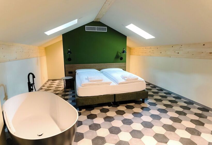 فندق Seven Town House Boutique