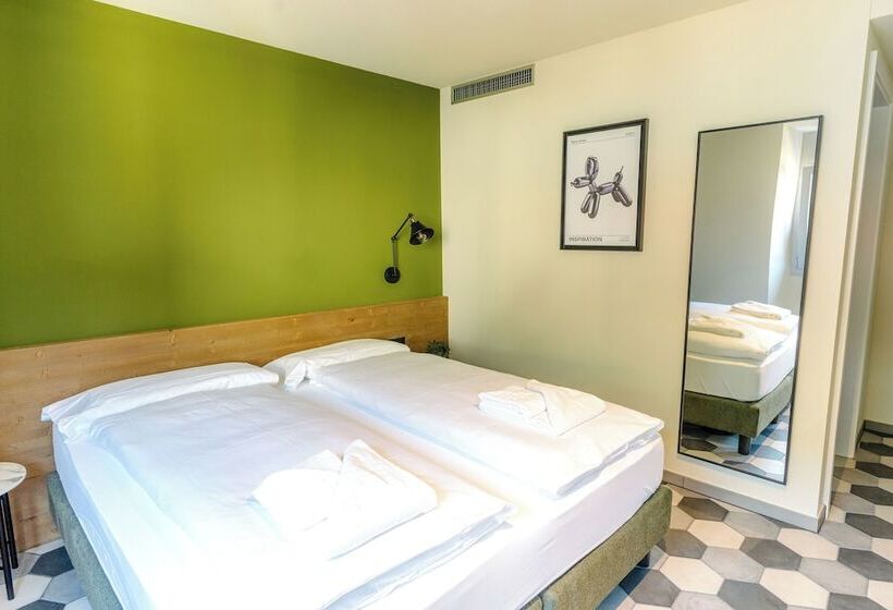 فندق Seven Town House Boutique