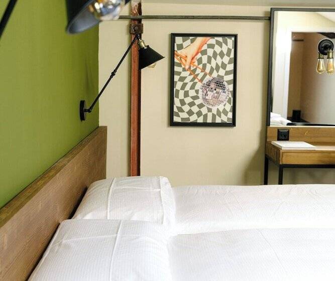 فندق Seven Town House Boutique