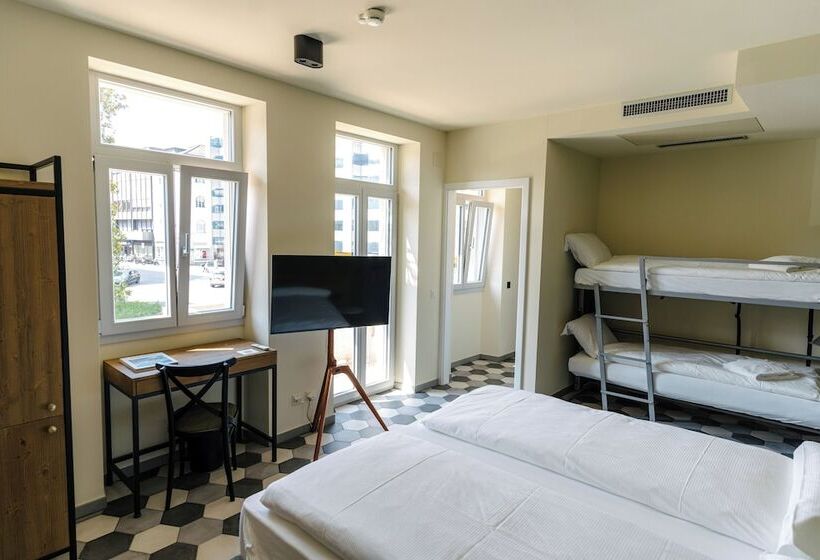 فندق Seven Town House Boutique