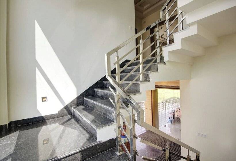 فندق Shravasti Buddha Residency