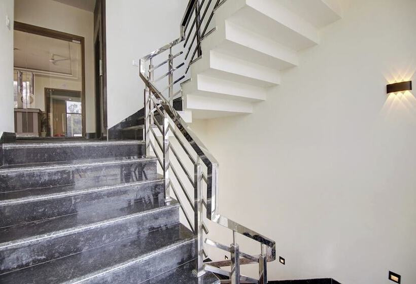 فندق Shravasti Buddha Residency