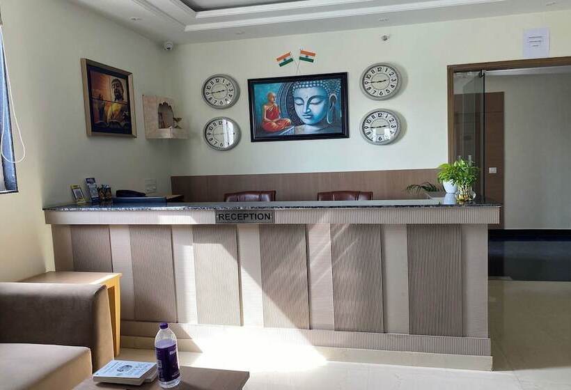 فندق Shravasti Buddha Residency