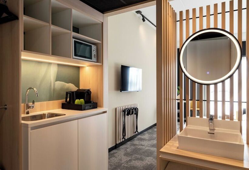 בית מלון כפרי Waterstate