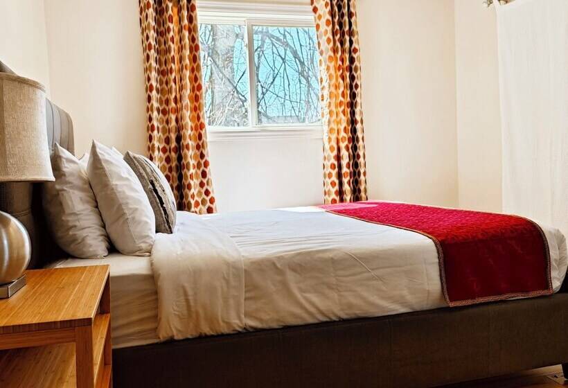 بنسيون Andy S Blue House