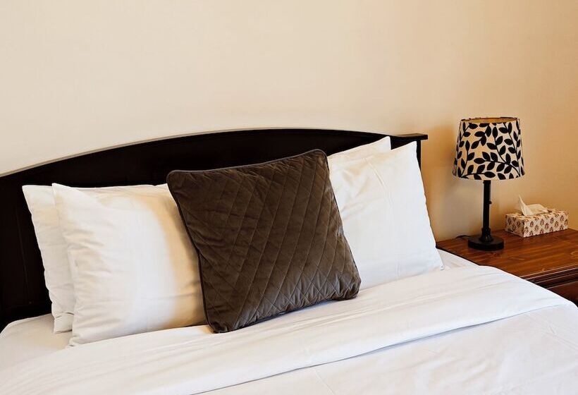 بنسيون Andy S Blue House