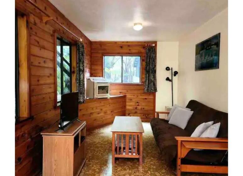 旅馆 The Pacifica Inn