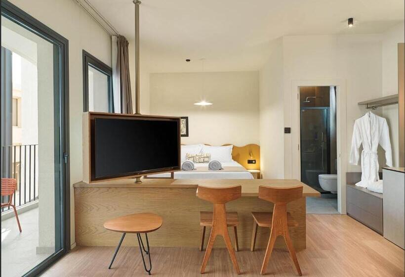 Alinea Market Agora Square