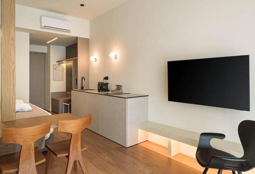 Alinea Market Agora Square