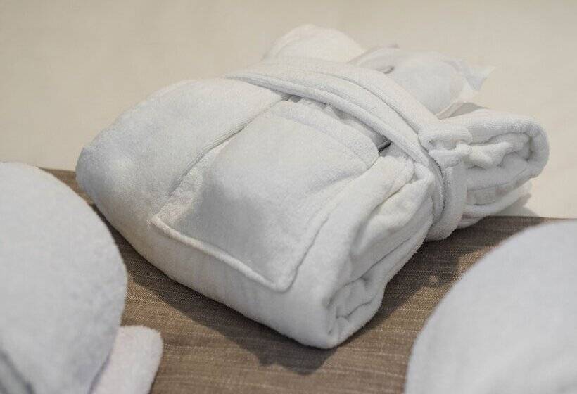 Alinea Market Agora Square