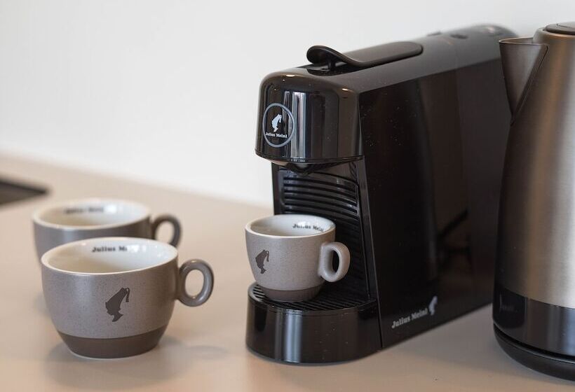 Alinea Market Agora Square