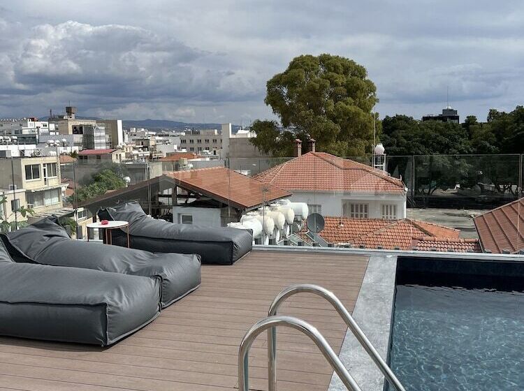 Alinea Market Agora Square