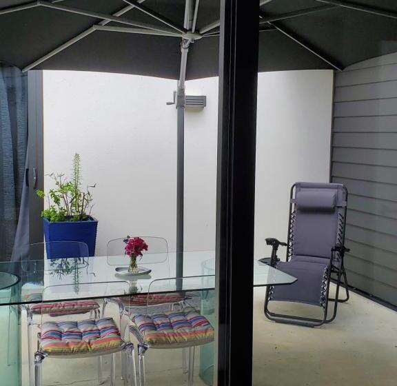 צימר A Stone S Throw To Oamaru Central