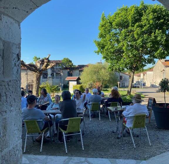 Bed and Breakfast Vers Le Beau