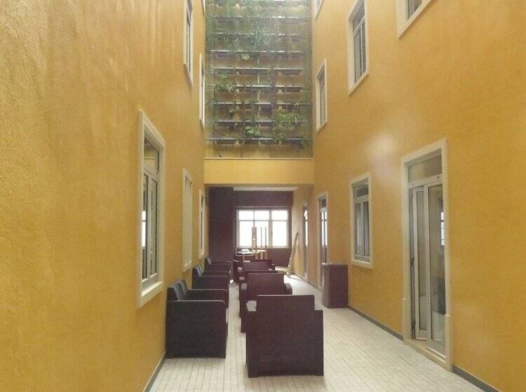 فندق صغير Blue Spot