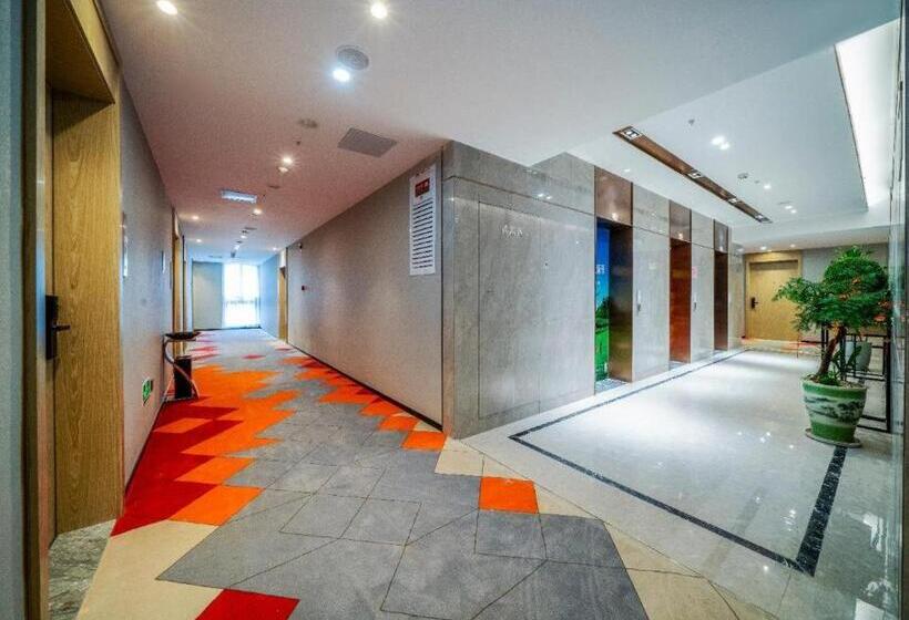 Borrman Hotel Zhangzhou Baolong Plaza