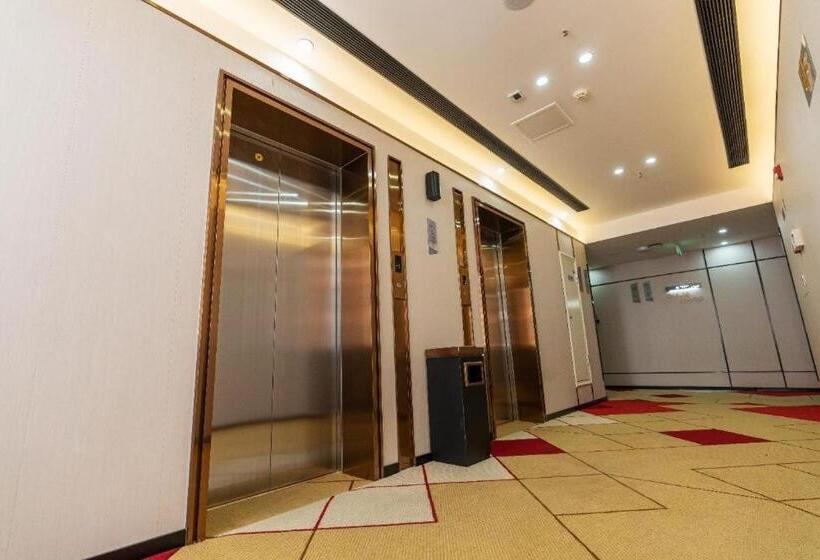 Borrman Hotel Zoucheng Huamaowan Mall